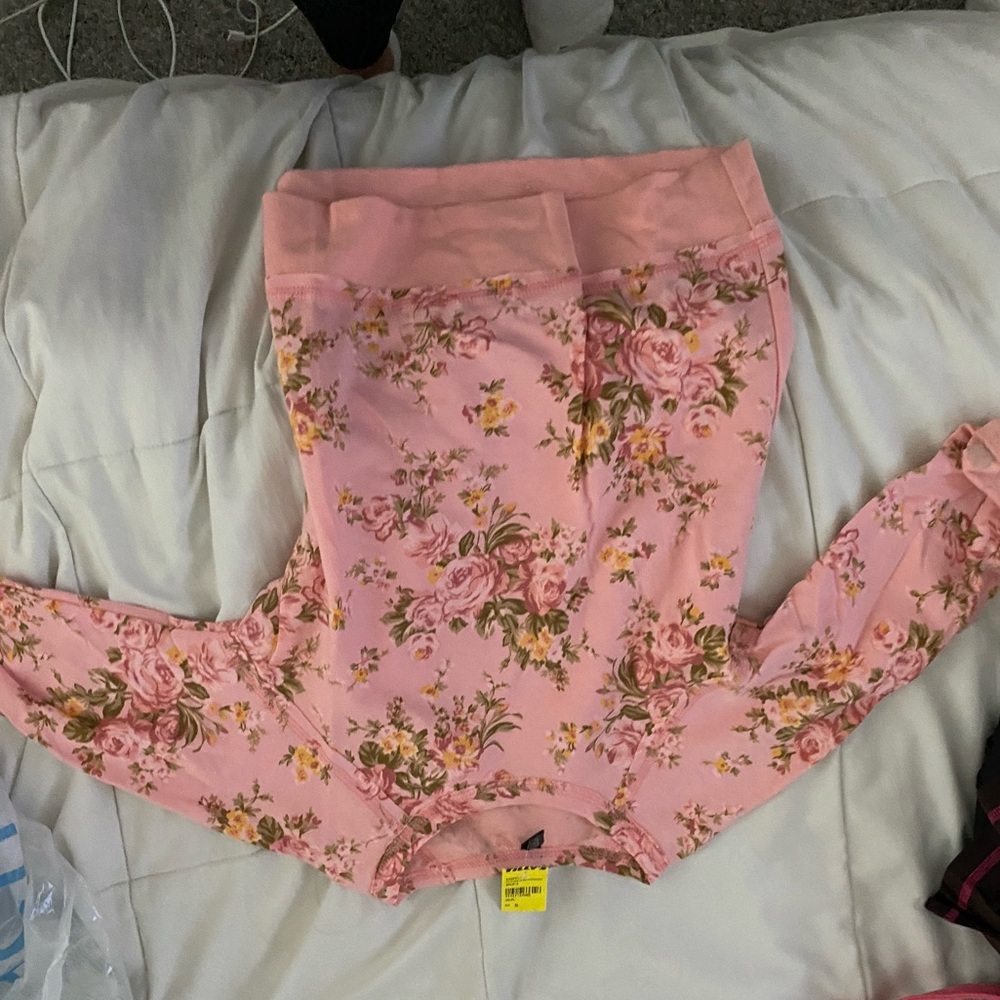 girls floral crewneck